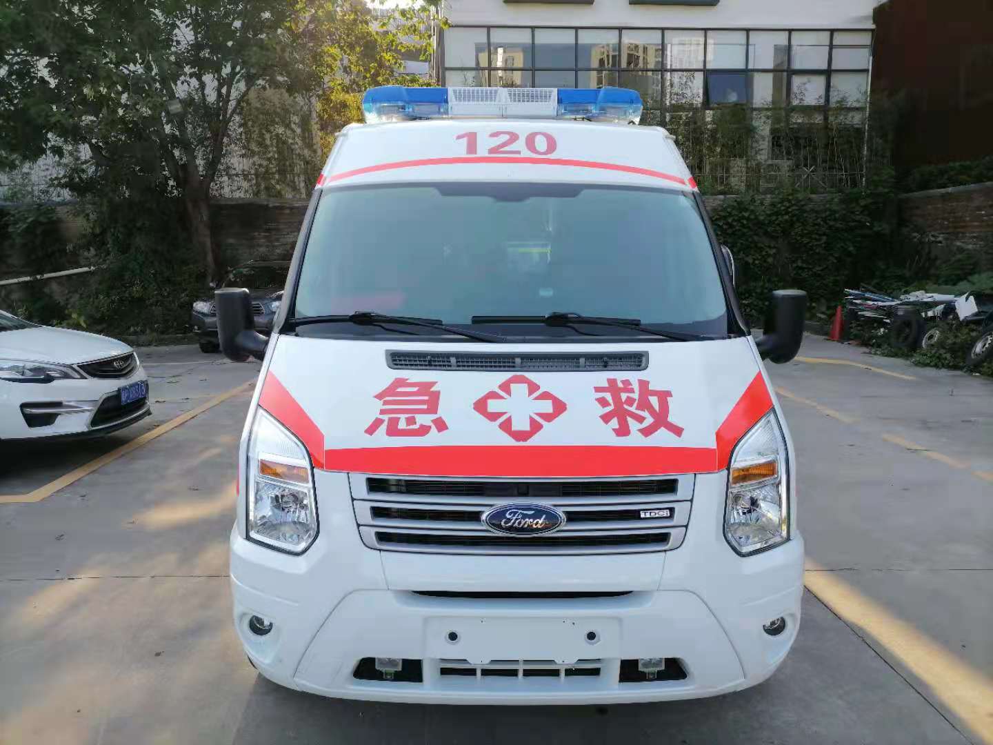 华蓥市妇婴监护型护送